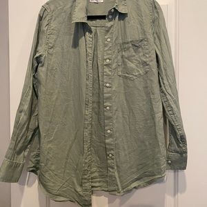 Green linen boyfriend shirt